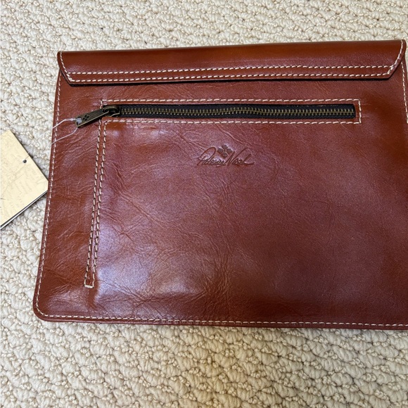 Patricia Nash Brown Embossed Leather Clutch - Picture 3 of 3